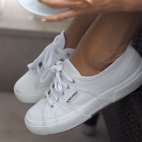 women white casual sneakers